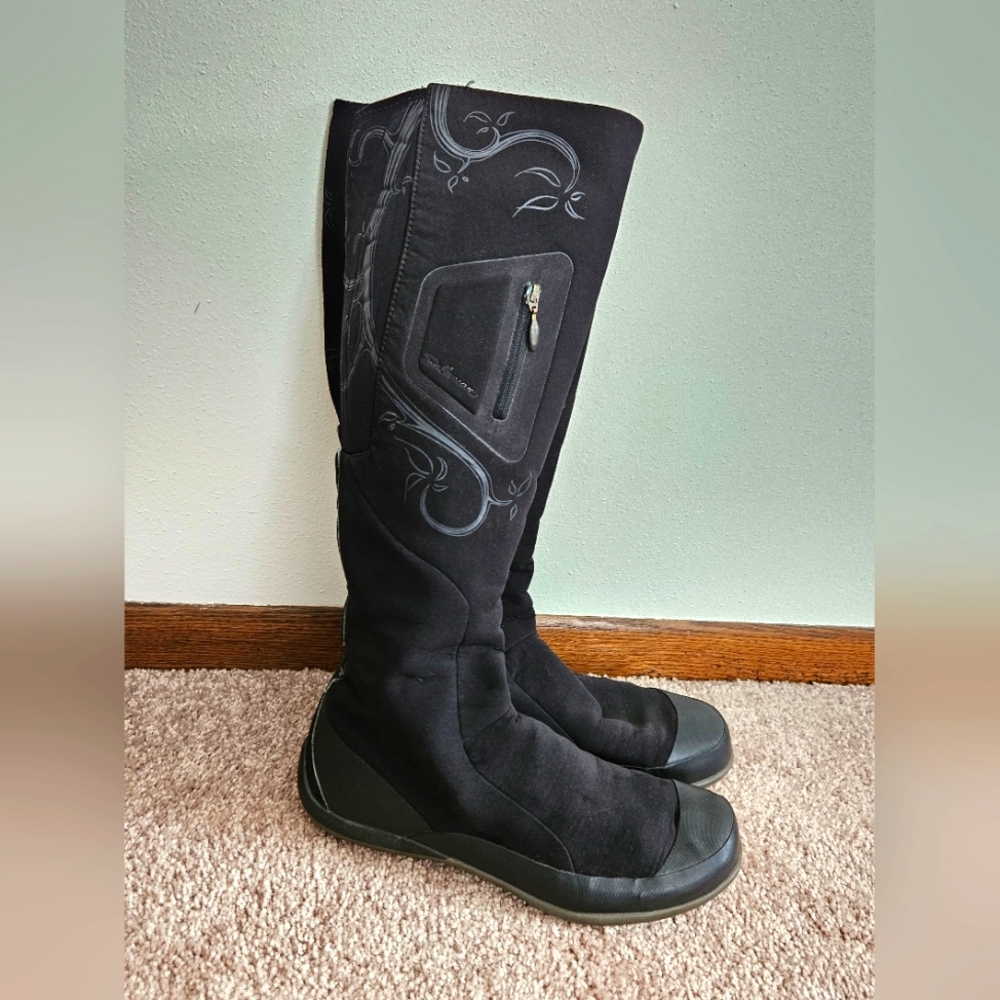 Salomon Uma Trois tall black boot
